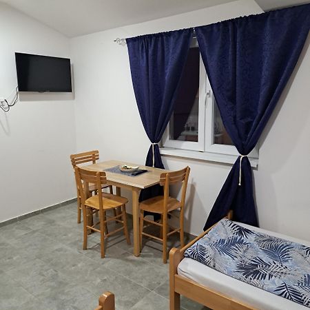 Libero Apartmani Surcin ภายนอก รูปภาพ