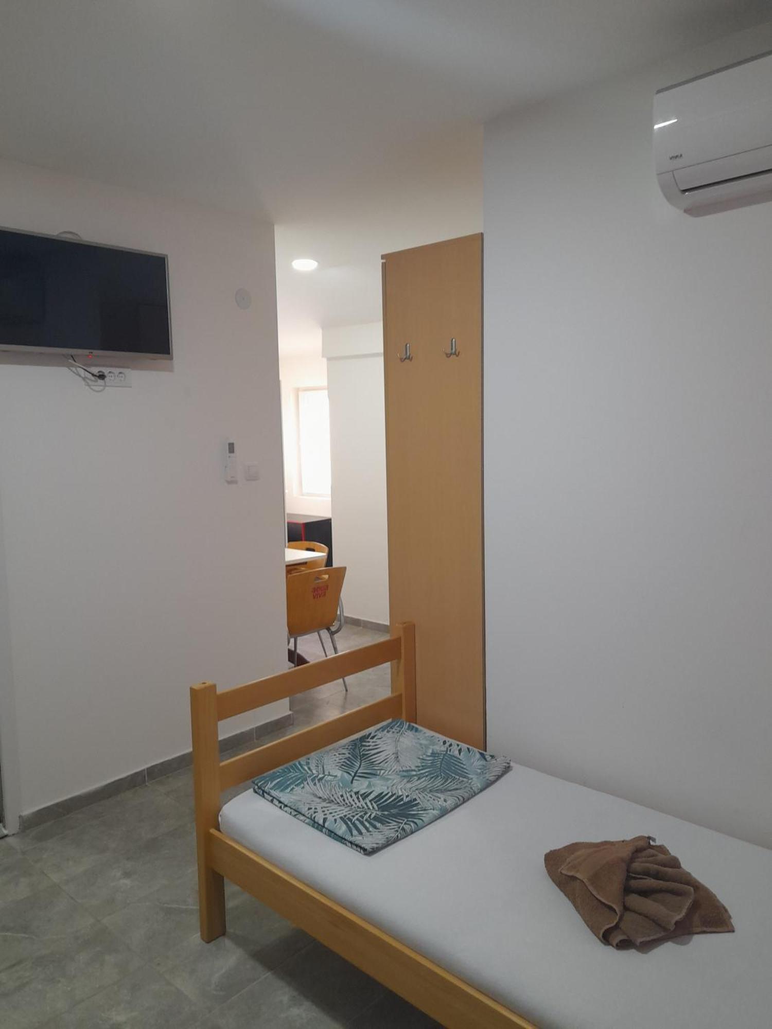 Libero Apartmani Surcin ภายนอก รูปภาพ