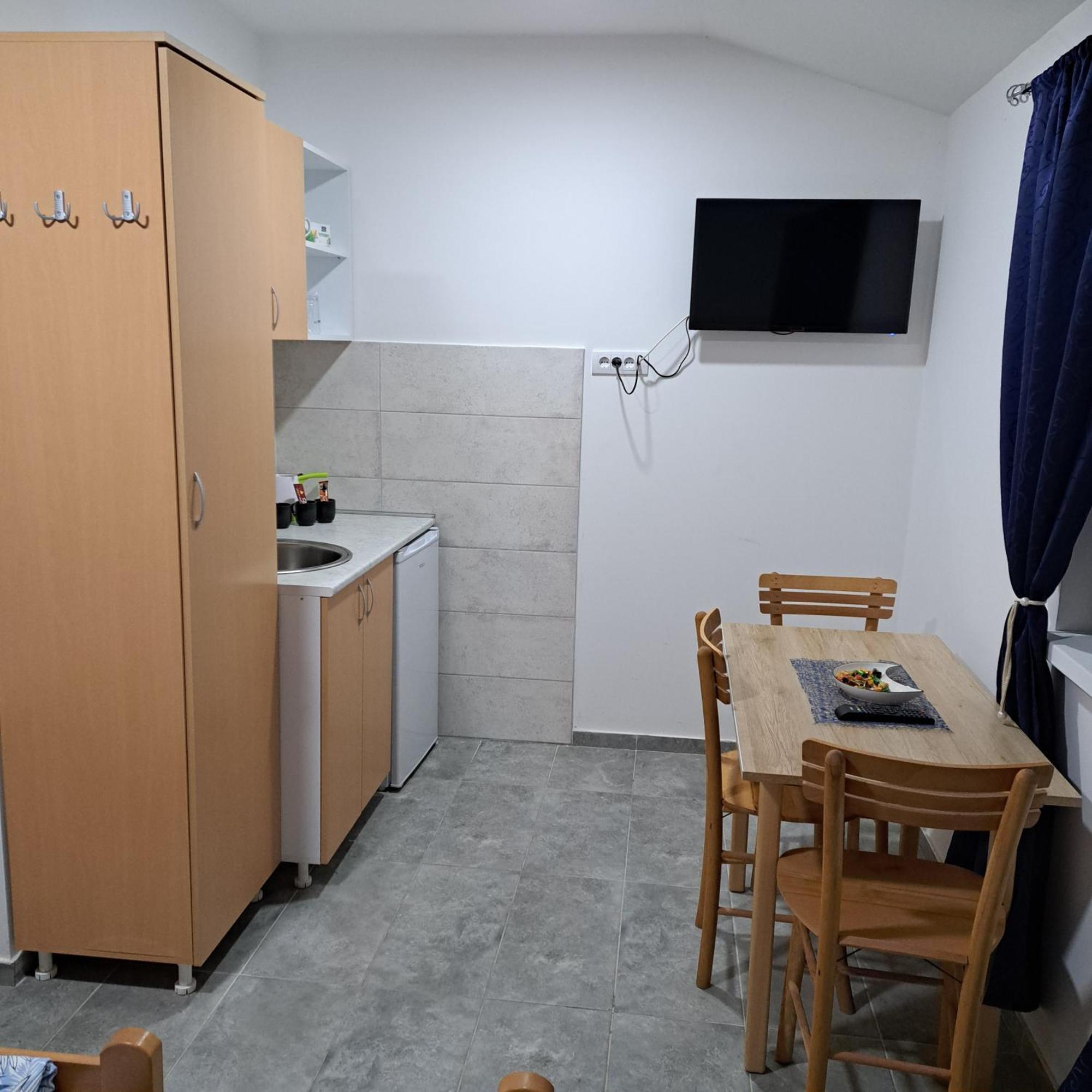Libero Apartmani Surcin ภายนอก รูปภาพ